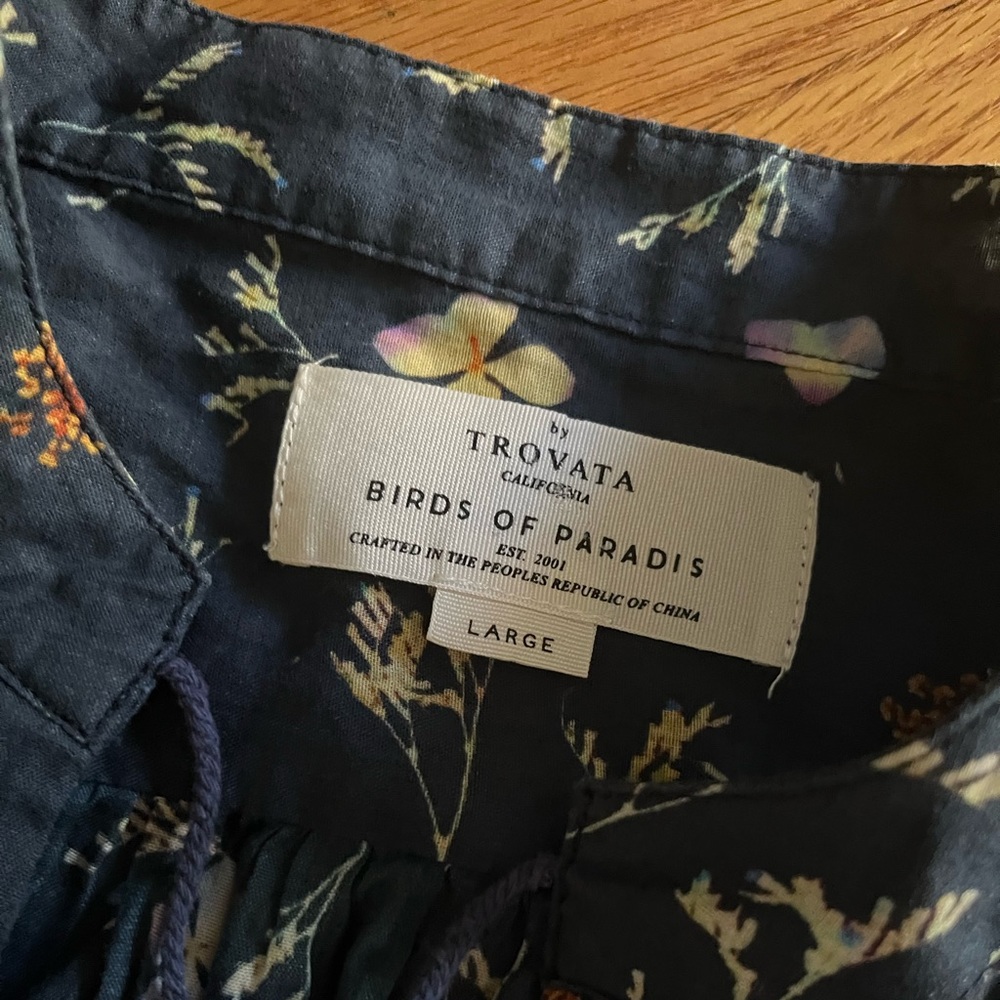 Trovata Birds Of Paradise Size L Bohemian Blouse In Floral Flower Print EUC